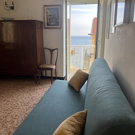 Apartamento Casa Del Sole Affacciato Sul Mare Cervo Exterior foto