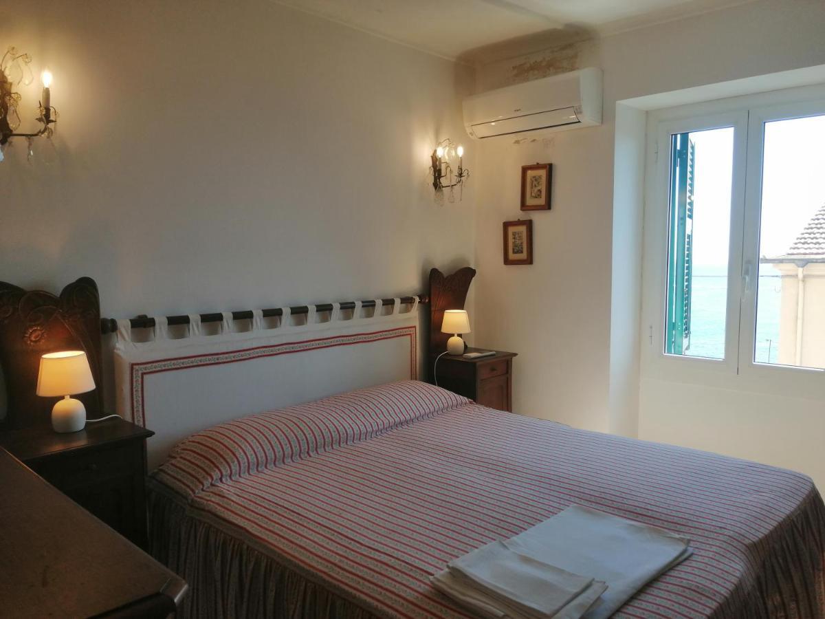 Apartamento Casa Del Sole Affacciato Sul Mare Cervo Exterior foto