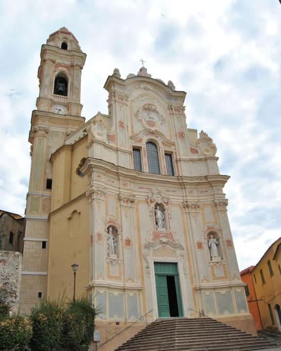 Apartamento Casa Del Sole Affacciato Sul Mare Cervo Exterior foto